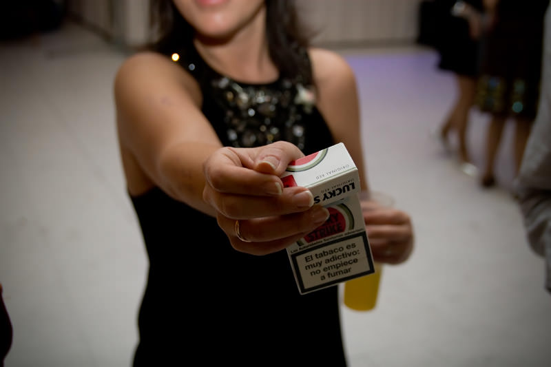20081229115359_wanna_smoke