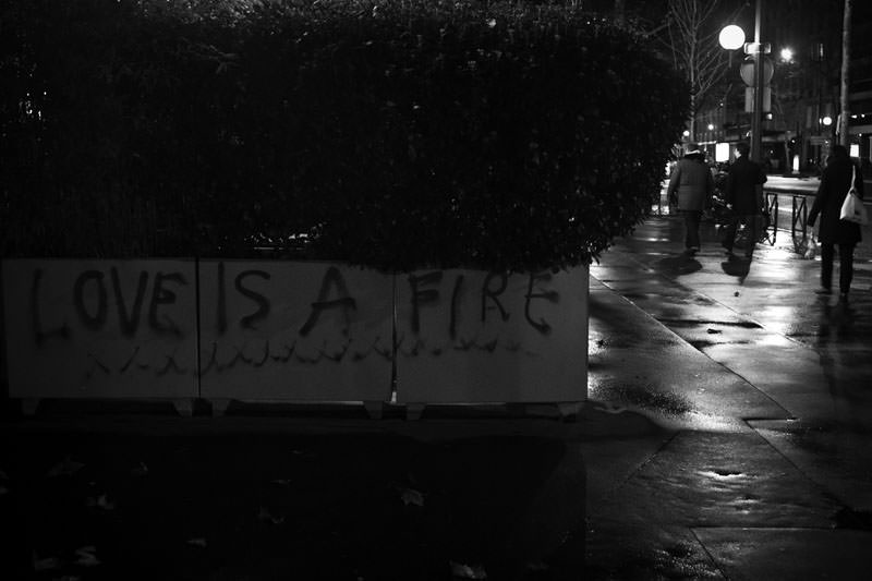 20110307185340_love_fire