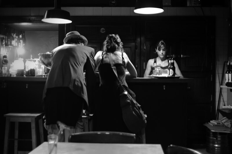20110804091359_trio_barra